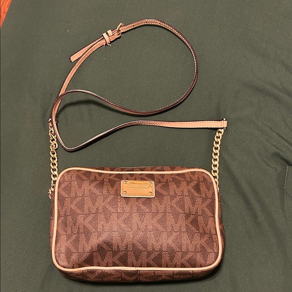 Michael Kors Handbags - Michael Kors brown crossbody.